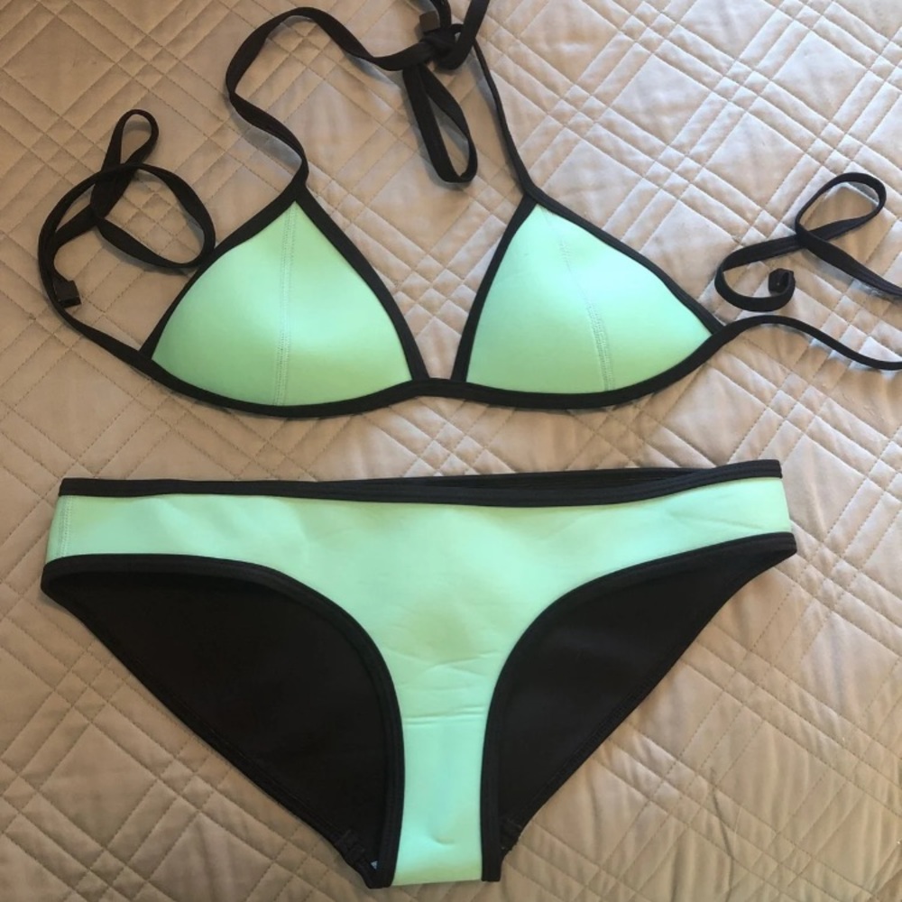 Triangl bikini